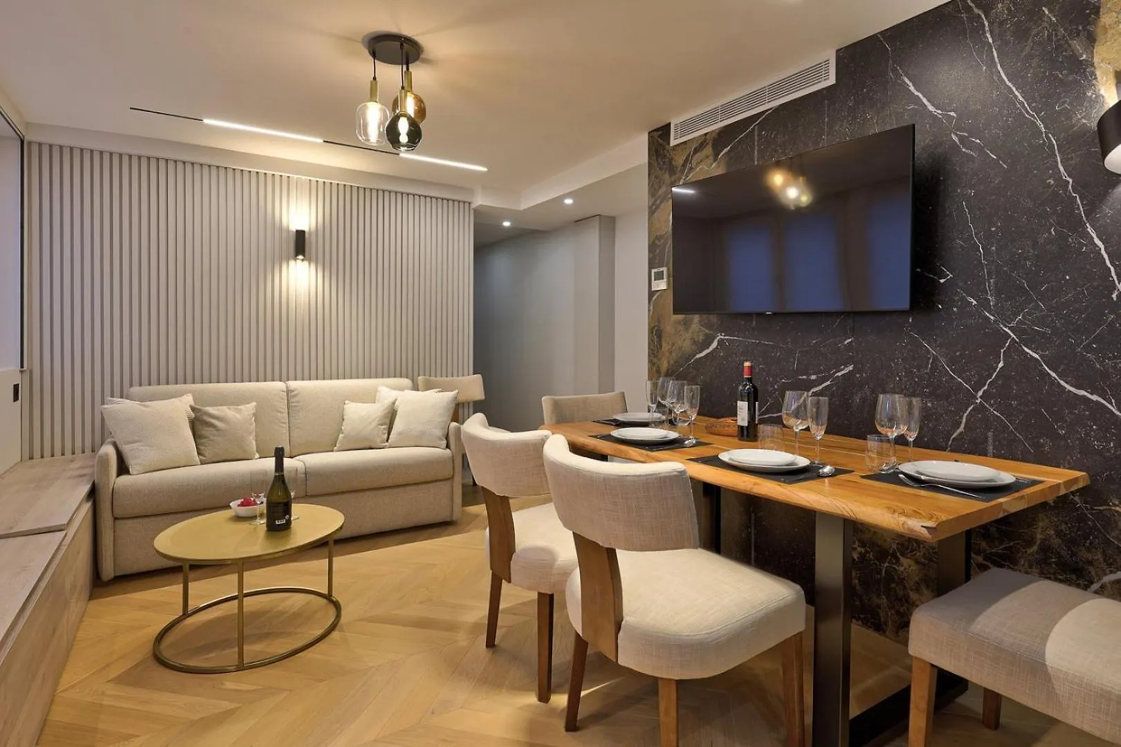 368 Fondary 3 - Superb In